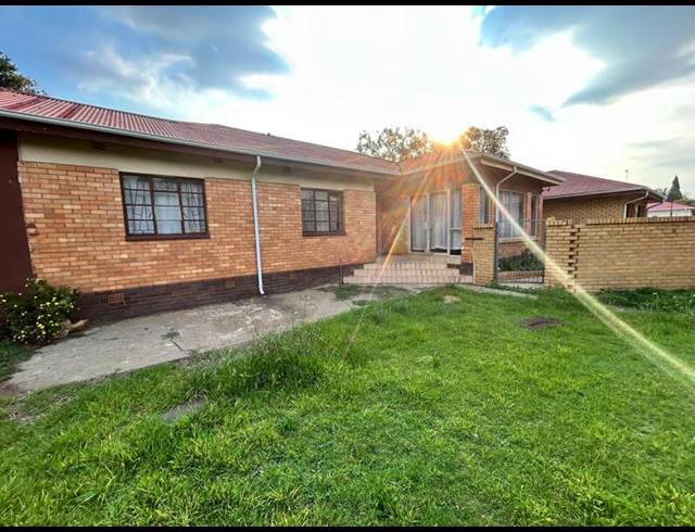 3 BEDROOM HOUSE FOR SALE IN DUNNOTTAR